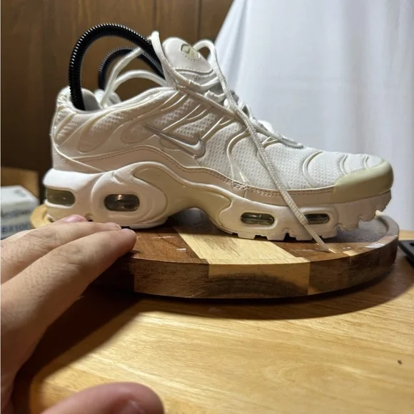 Nike Air Max Plus TN white Metallic Silver 6.5y(women’s 8) - Picture 3 of 7